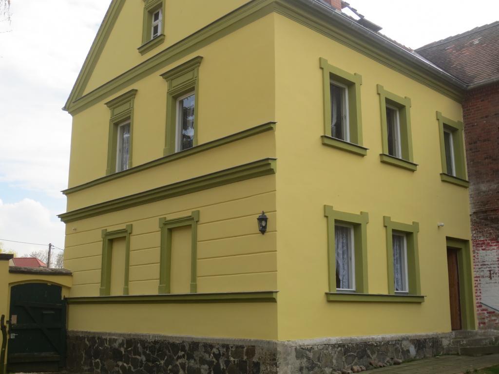 Ferienwohnung Creutzer In Leipzig Gottscheina, Ideal Auch Fuer Monteure, Kostenfreies, Schnelles Wlan Kostenfreies Parken, Geraeumiges Appartment Mit 4 Einzelbetten, Komplettausstattung Kueche, Bad Mit Badewanne Und Dusche Waschmaschine, Waeschetrock Eksteriør bilde